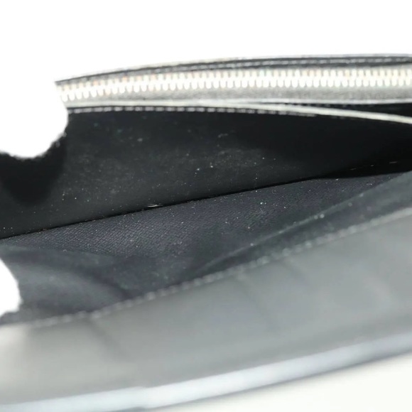 Authentic LOUIS VUITTON Epi FIFA Portefeuille Brazza Wallet Black/White - Picture 14 of 15